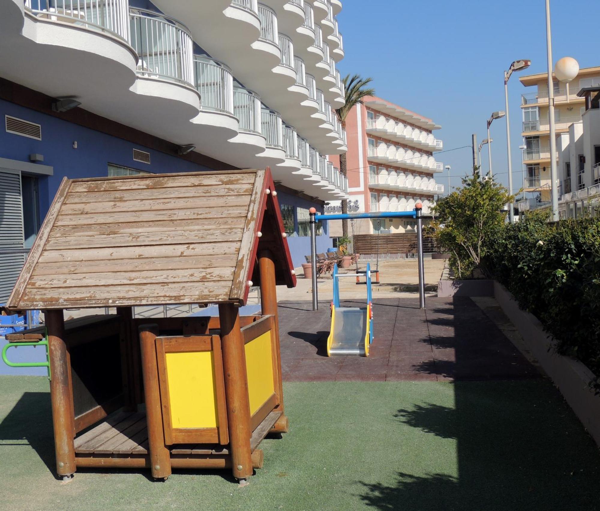 Hotel Augustus Cambrils Εξωτερικό φωτογραφία