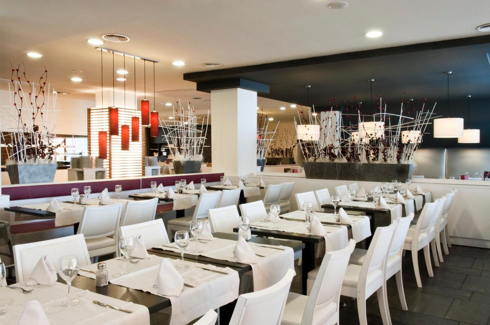 Hotel Augustus Cambrils Εξωτερικό φωτογραφία