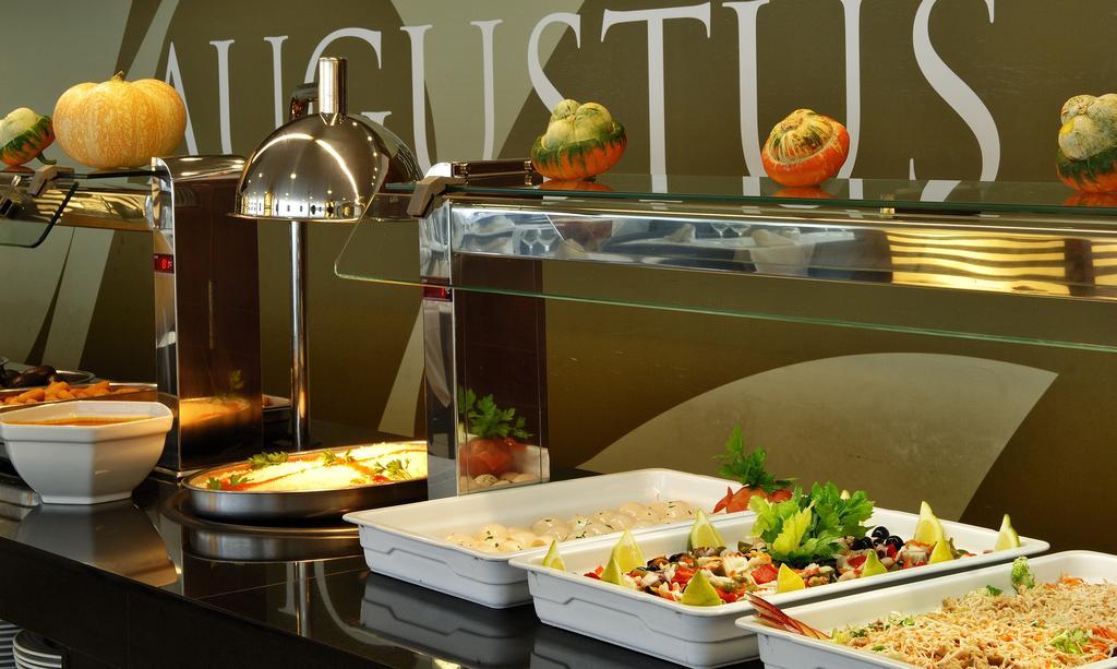 Hotel Augustus Cambrils Εξωτερικό φωτογραφία